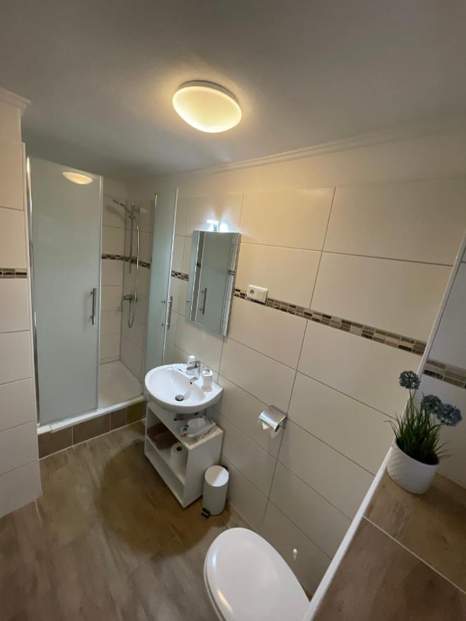 Hotel Kolossos Duesseldorf - Нойс Екстериор снимка