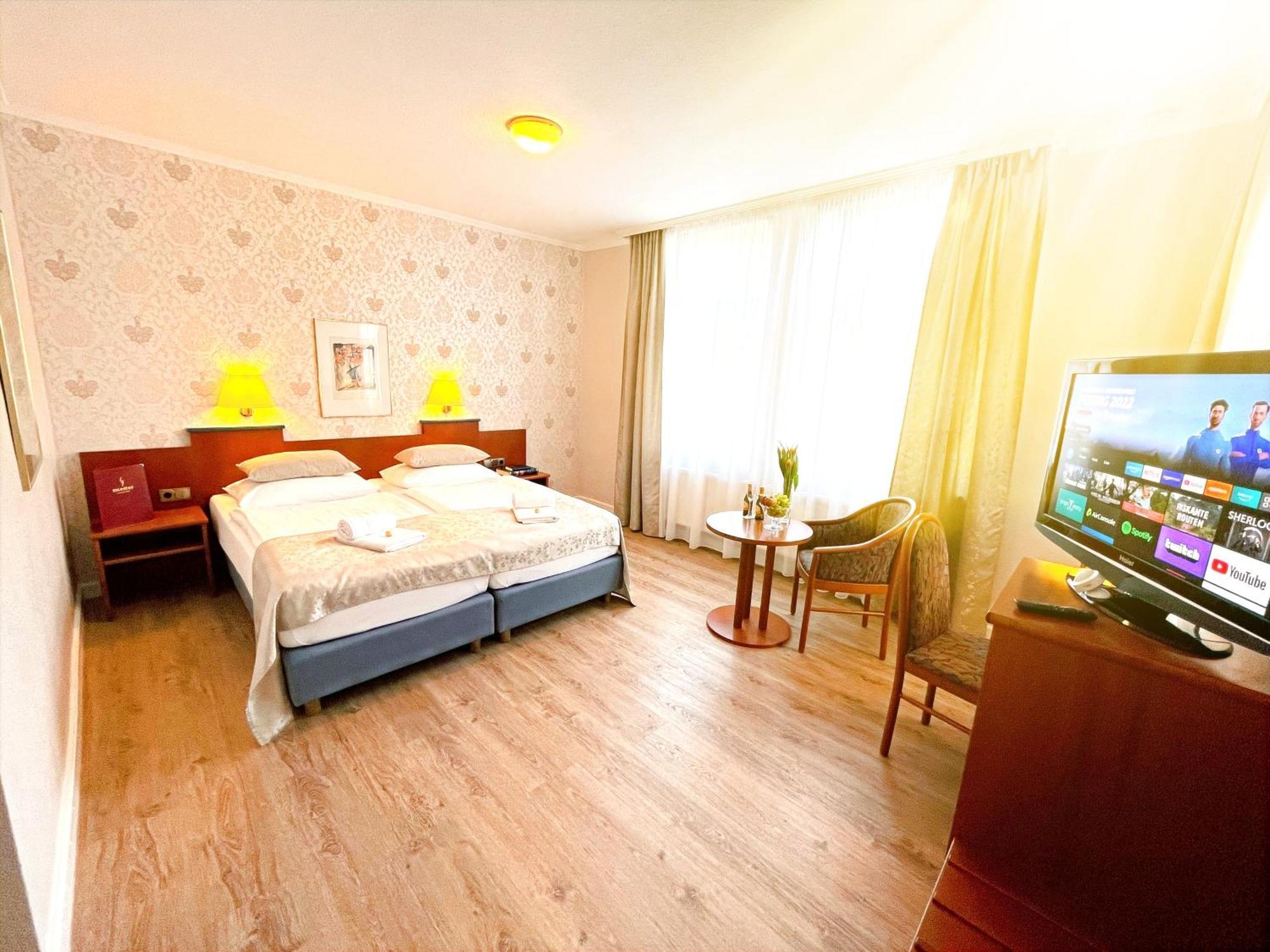 Hotel Kolossos Duesseldorf - Нойс Стая снимка