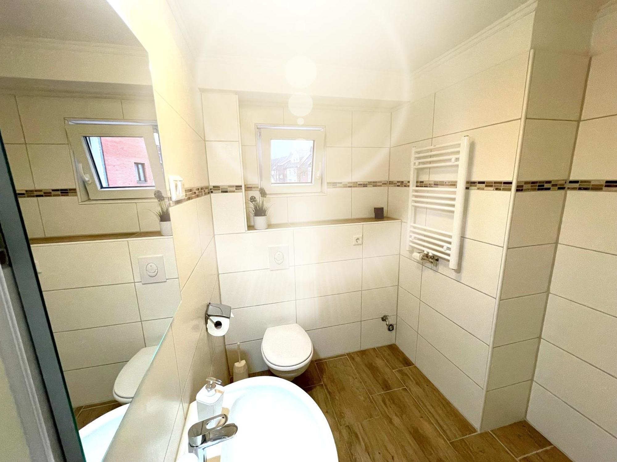 Hotel Kolossos Duesseldorf - Нойс Екстериор снимка