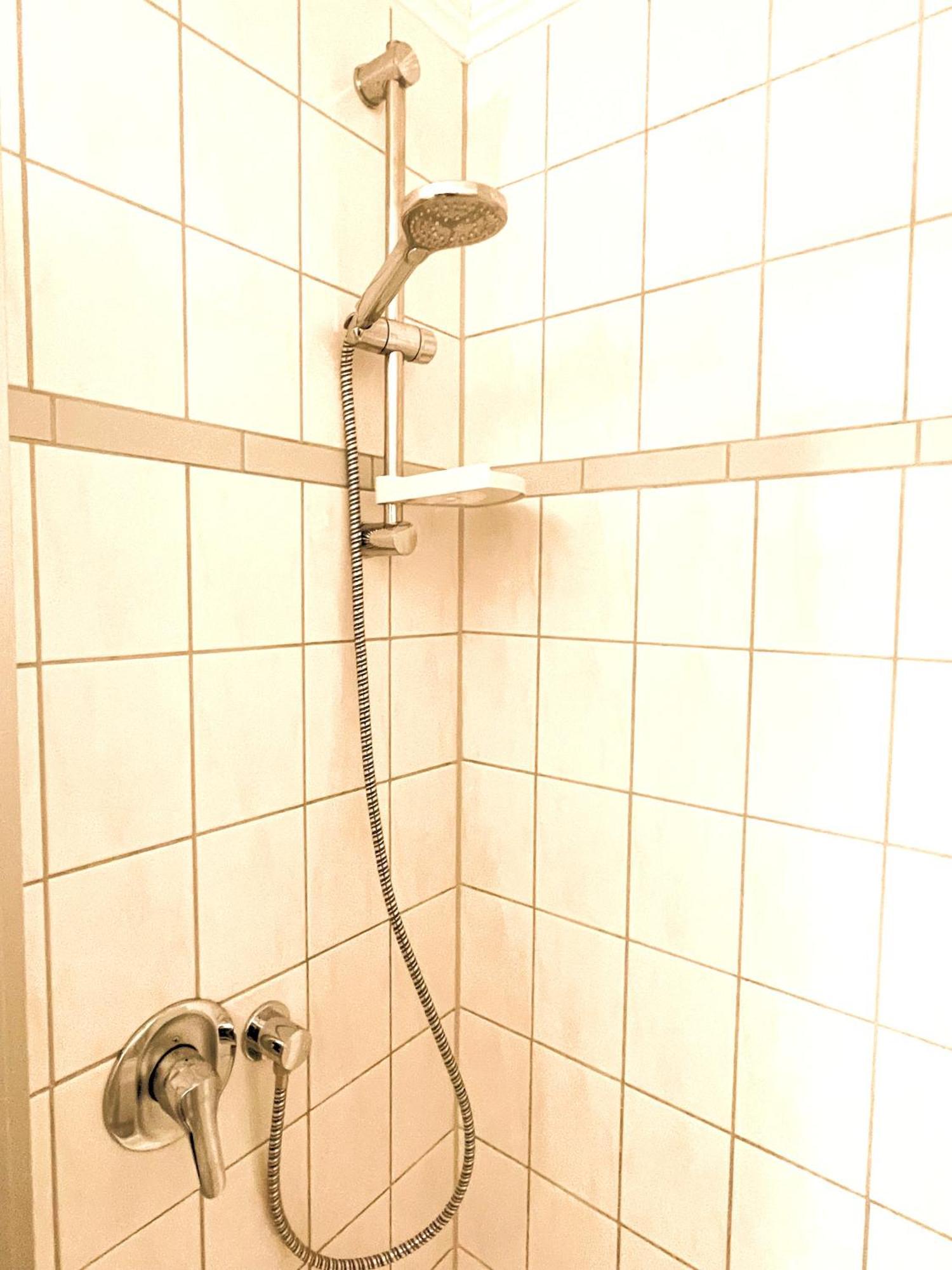 Hotel Kolossos Duesseldorf - Нойс Стая снимка