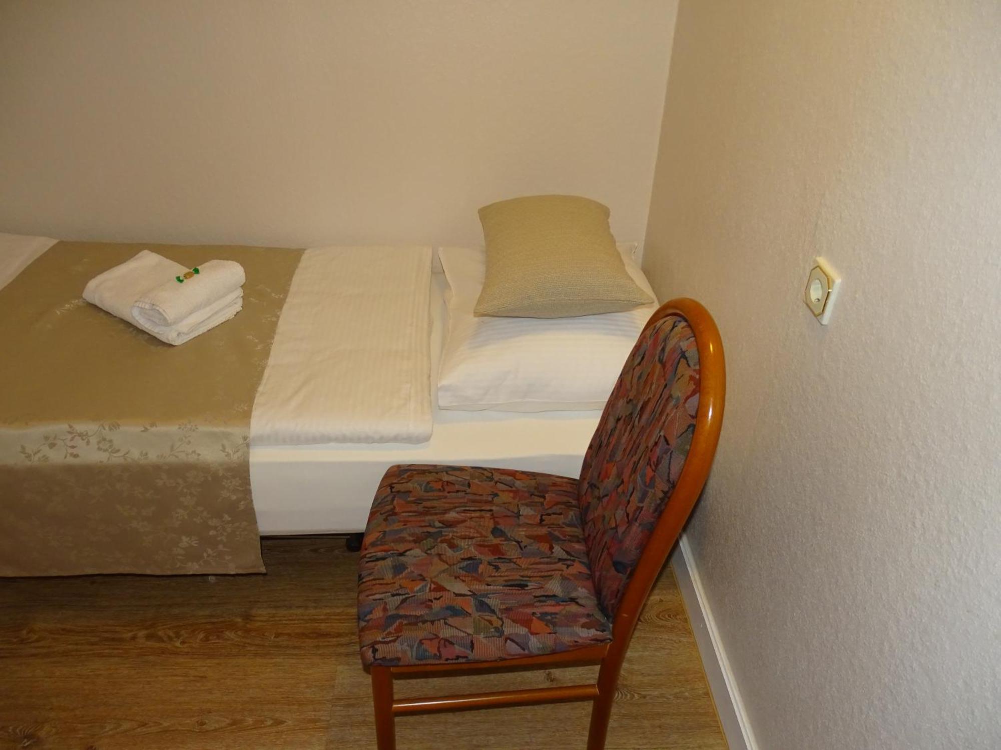 Hotel Kolossos Duesseldorf - Нойс Стая снимка